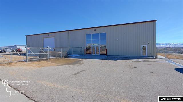 4860 Wardwell Industrial Ave, Casper, WY for lease - Primary Photo - Image 1 of 12