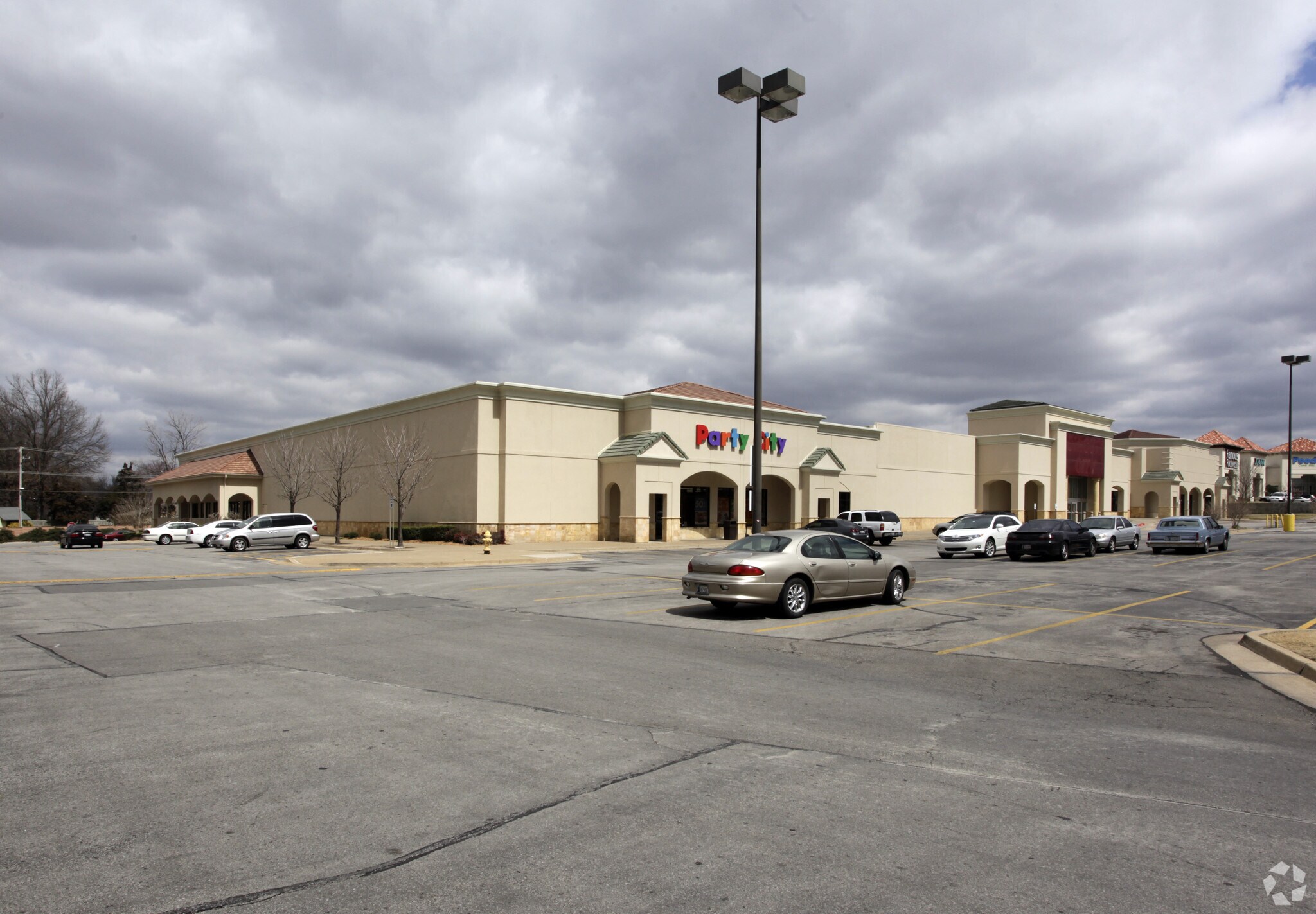 4909-5231-e-41st-st-tulsa-ok-74135-southroads-loopnet