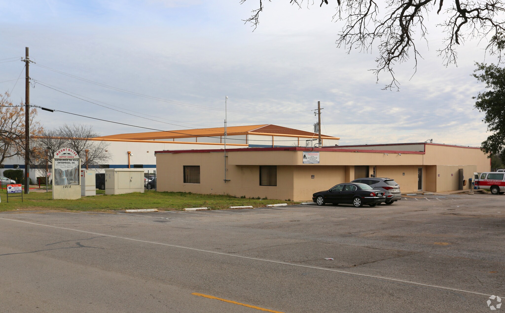 1015 Gibbins Rd, Arlington, TX for sale Primary Photo- Image 1 of 1