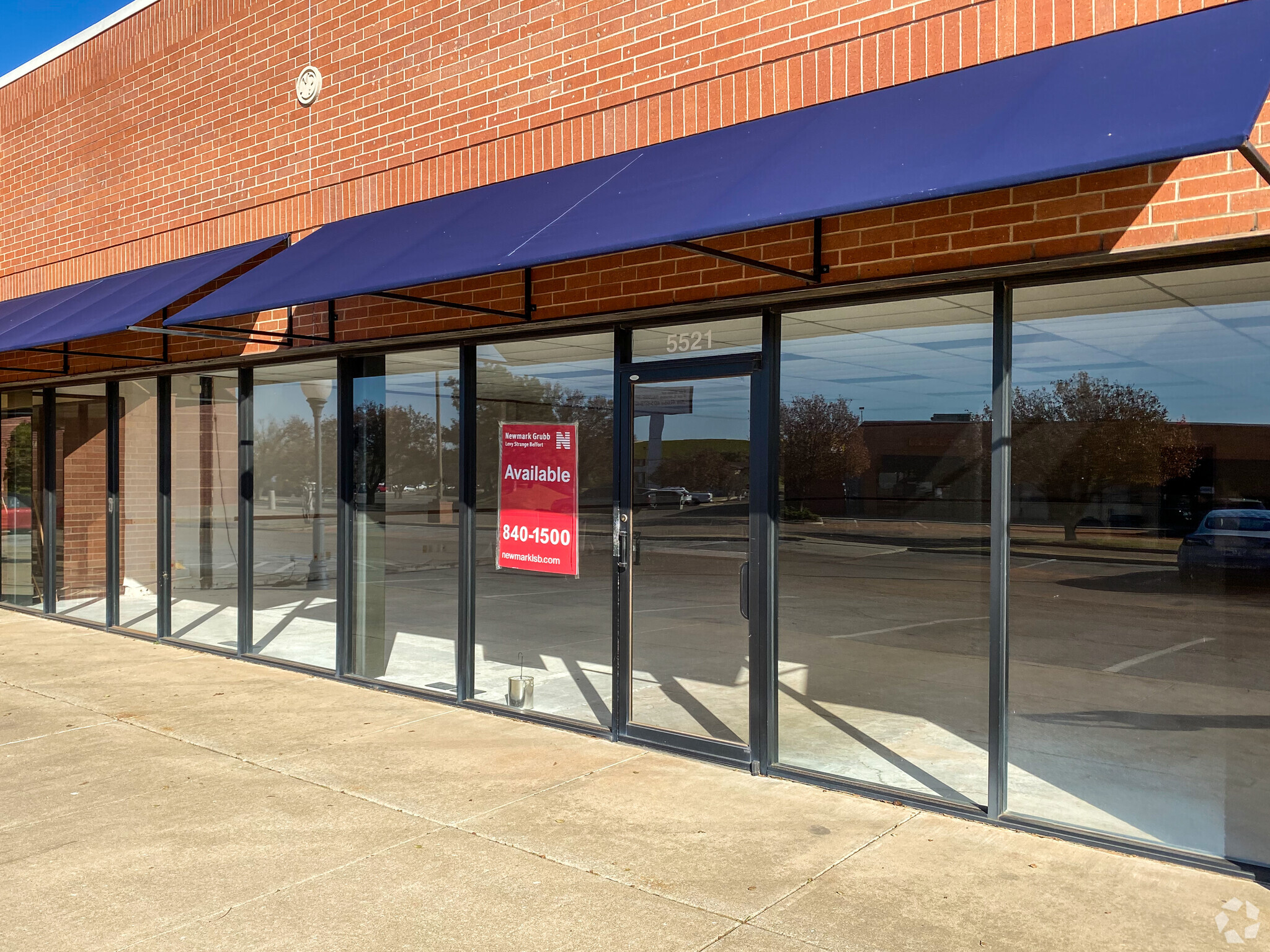 5511-5559 NW Expressway St, Oklahoma City, OK for lease Building Photo- Image 1 of 6