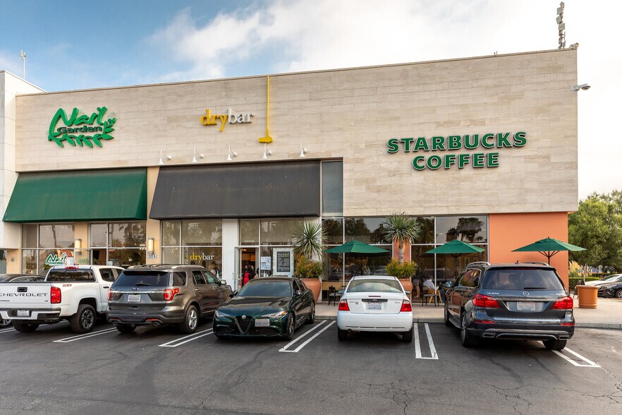 700 S Sepulveda Blvd, El Segundo, CA for lease - Building Photo - Image 1 of 3