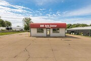 4516 S St Peters Pky, Saint Charles MO - Automotive Property