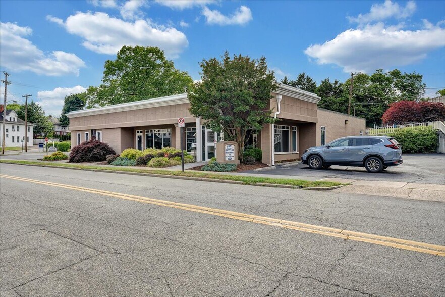 1225-1231 Maple Ave SW, Roanoke, VA for sale - Building Photo - Image 1 of 1
