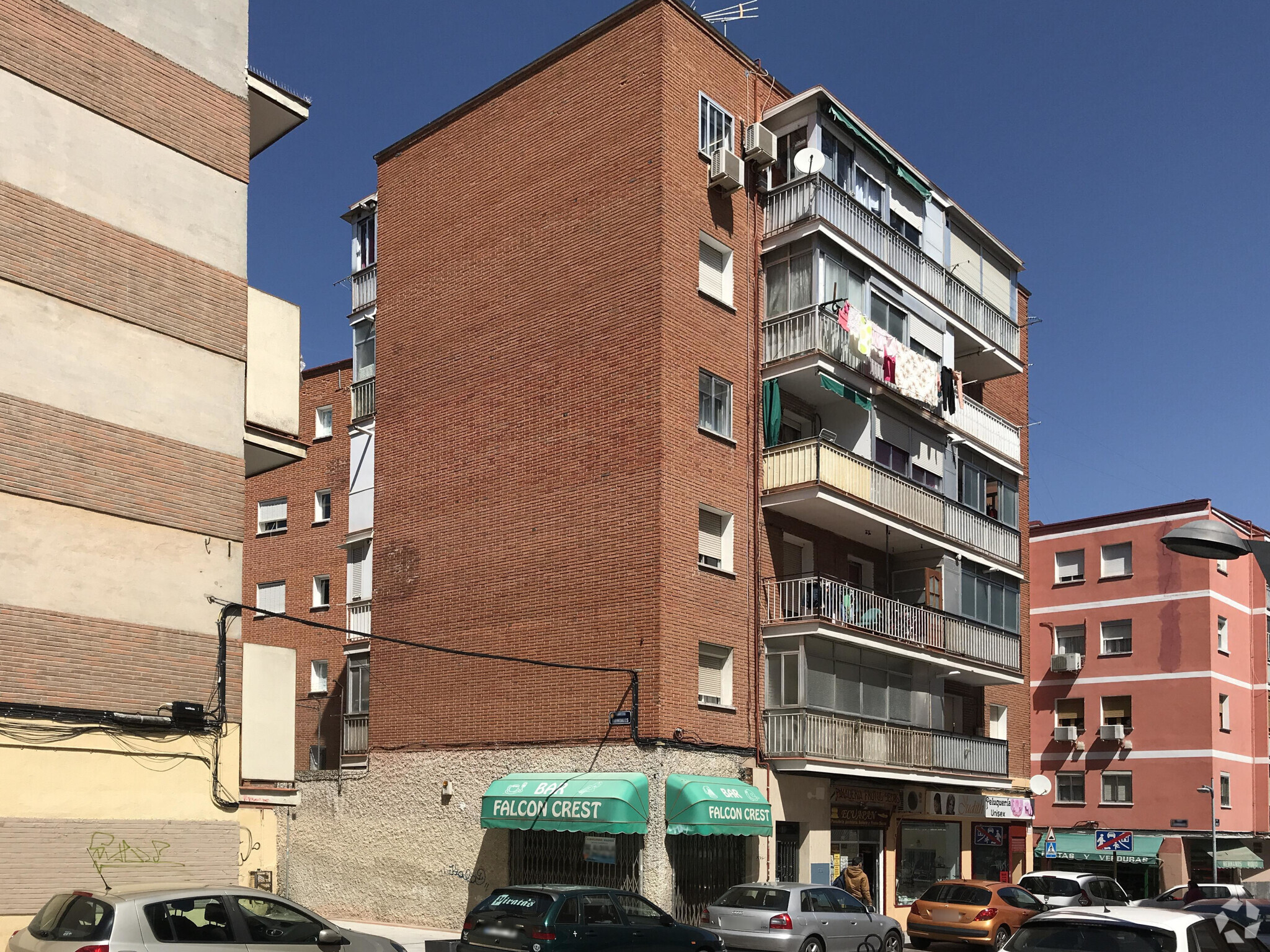 Multifamily in Alcorcón, MAD for sale Primary Photo- Image 1 of 3