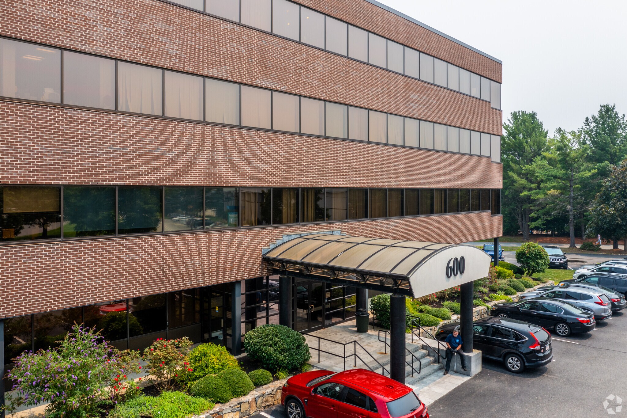 600 Clark Rd, Tewksbury, MA 01876 Office for Lease