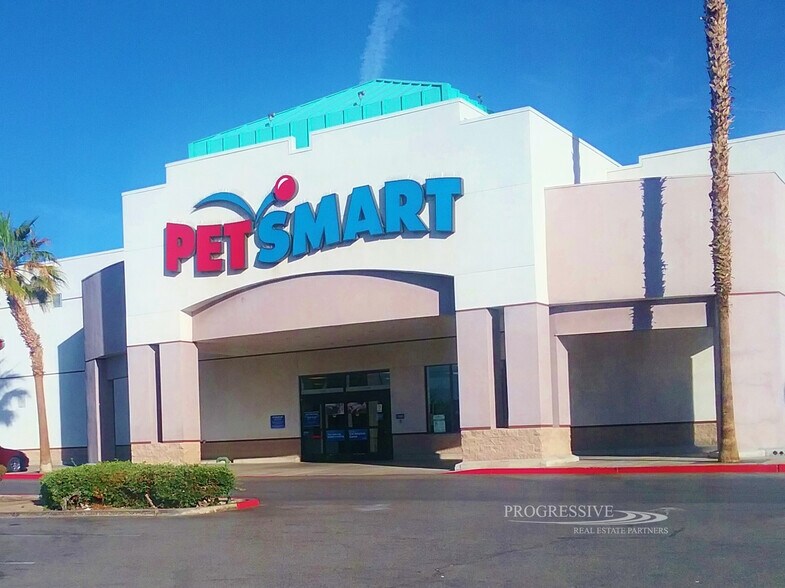 12400-12682 Amargosa Rd, Victorville, CA for lease - Building Photo - Image 2 of 7