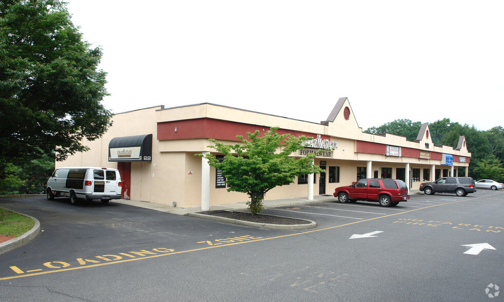 984 Lakewood Rd, Toms River, NJ for lease - Primary Photo - Image 1 of 2