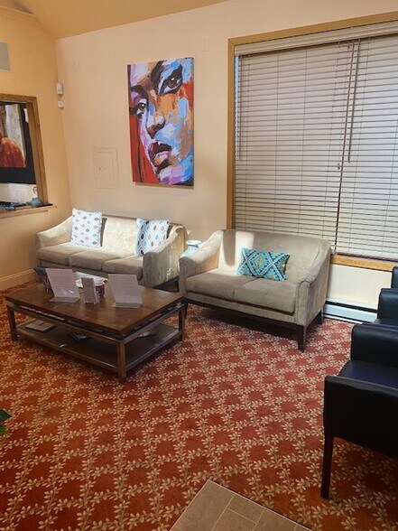 651 Route 73 S, Marlton, NJ for sale - Interior Photo - Image 1 of 1