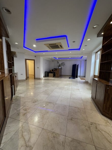 6a Station Road, Epping for lease - Interior Photo - Image 3 of 4