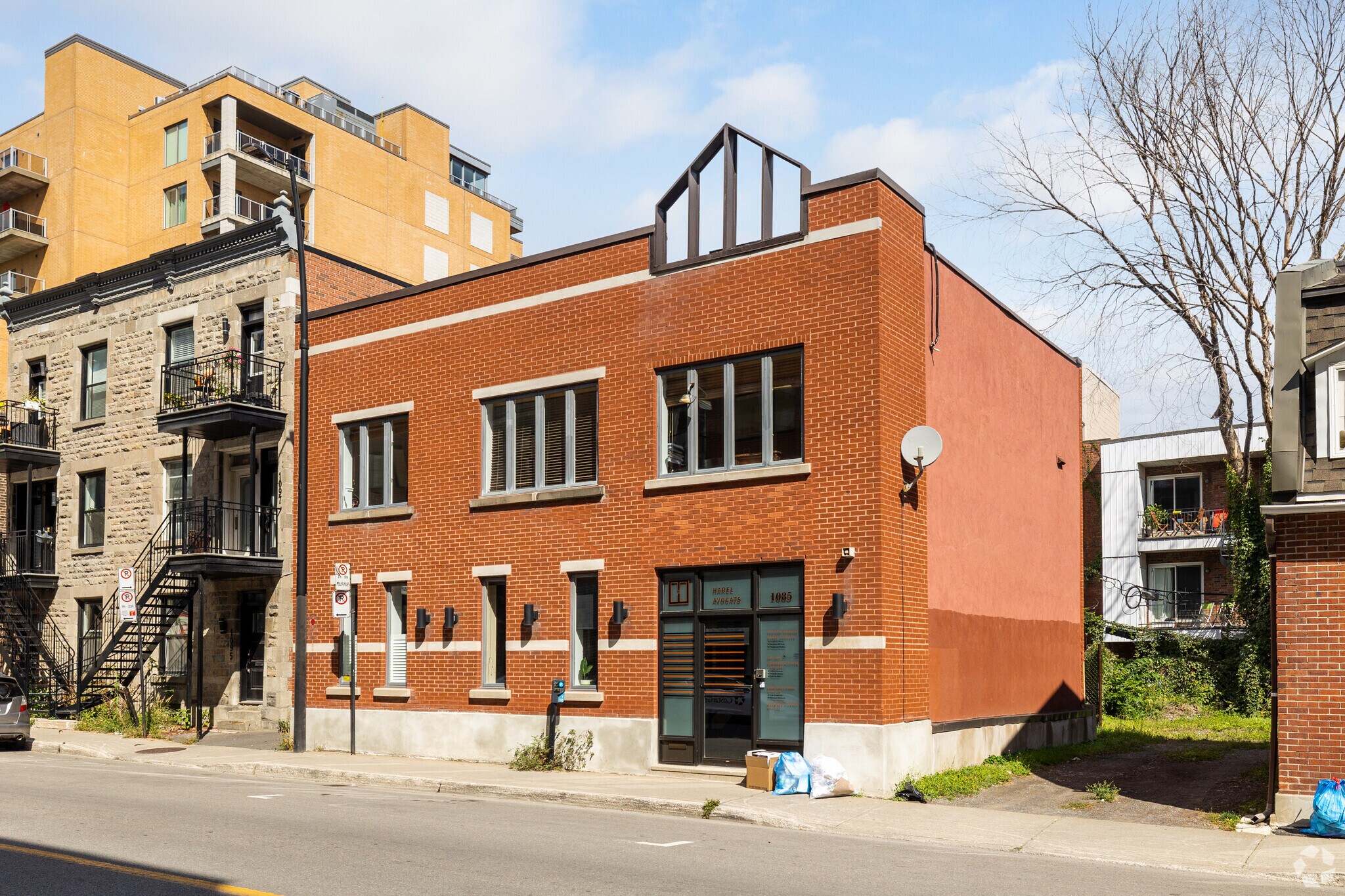 1085-1087 Rue Atateken, Montréal, QC for sale Building Photo- Image 1 of 7