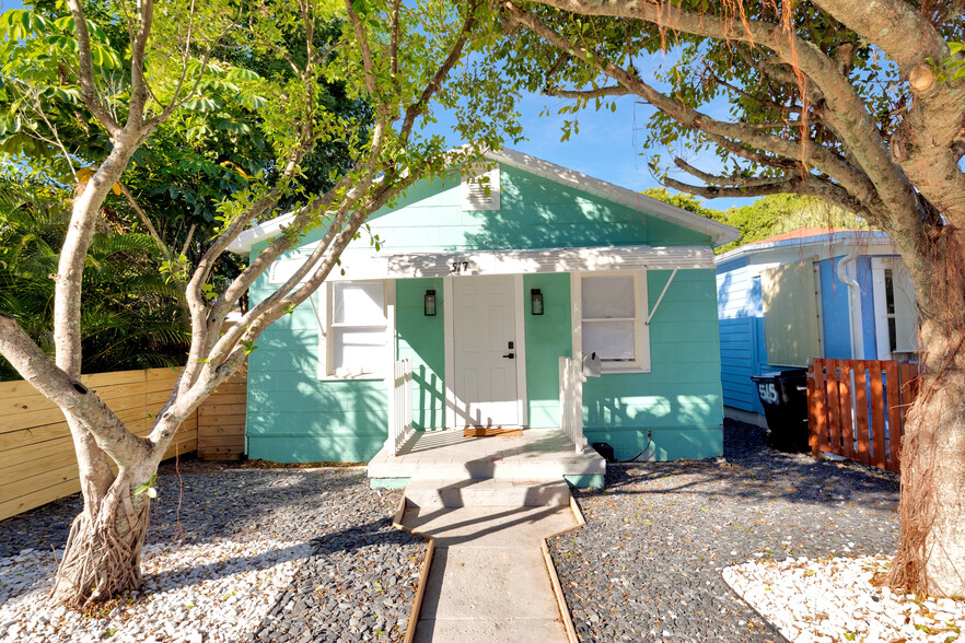 517 S J St, Lake Worth Beach, FL for sale - Building Photo - Image 1 of 31