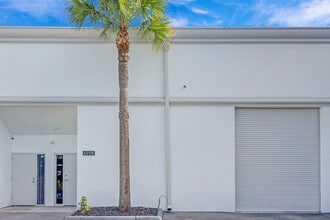 6950-6964 SW 47th St, Miami, FL for lease Building Photo- Image 1 of 11