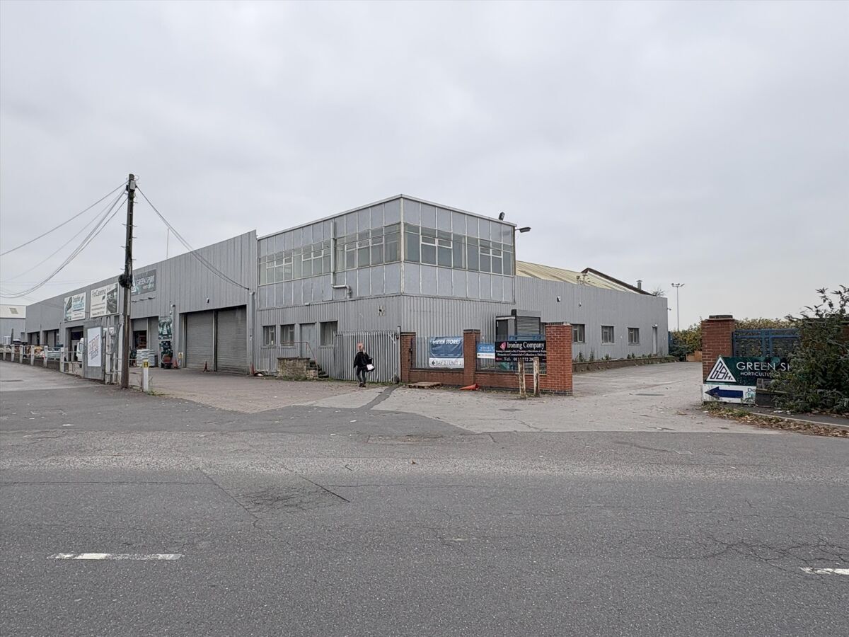 230 Woodbourn Rd, Sheffield for lease Building Photo- Image 1 of 3