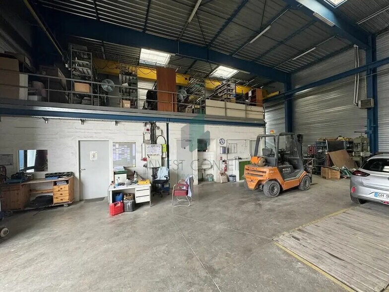 Flex in Herblay-sur-Seine for sale - Building Photo - Image 1 of 6