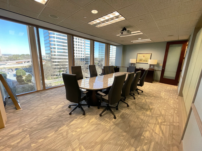 100 Galleria Pky SE, Atlanta, GA for lease Interior Photo- Image 1 of 14