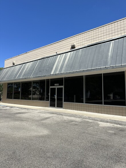 6933 NW 4th St, Gainesville, FL for lease - Building Photo - Image 1 of 4