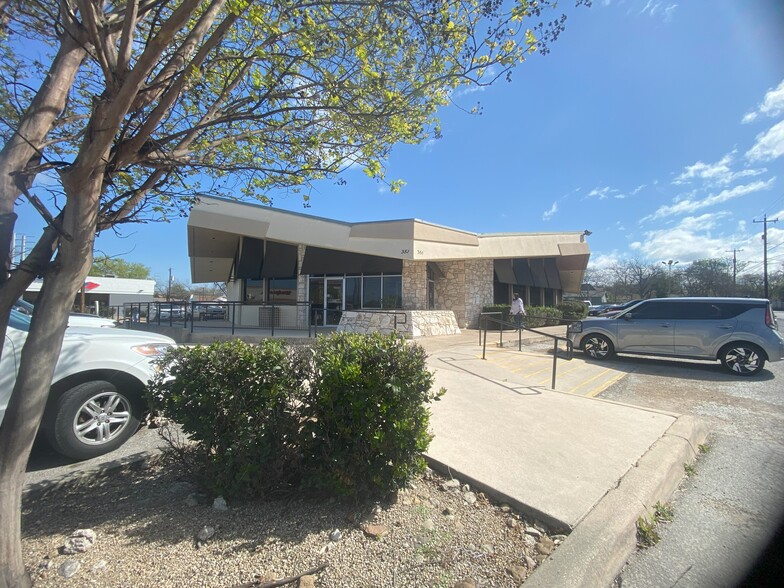 3400 San Pedro, San Antonio, TX for lease - Building Photo - Image 1 of 36