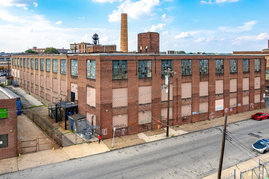 3775 Kensington Ave, Philadelphia, PA for lease - Building Photo - Image 3 of 4