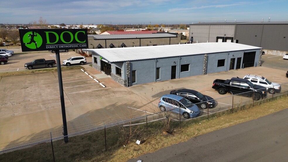 3209 N Flood Ave, Norman, OK for lease - Building Photo - Image 3 of 9