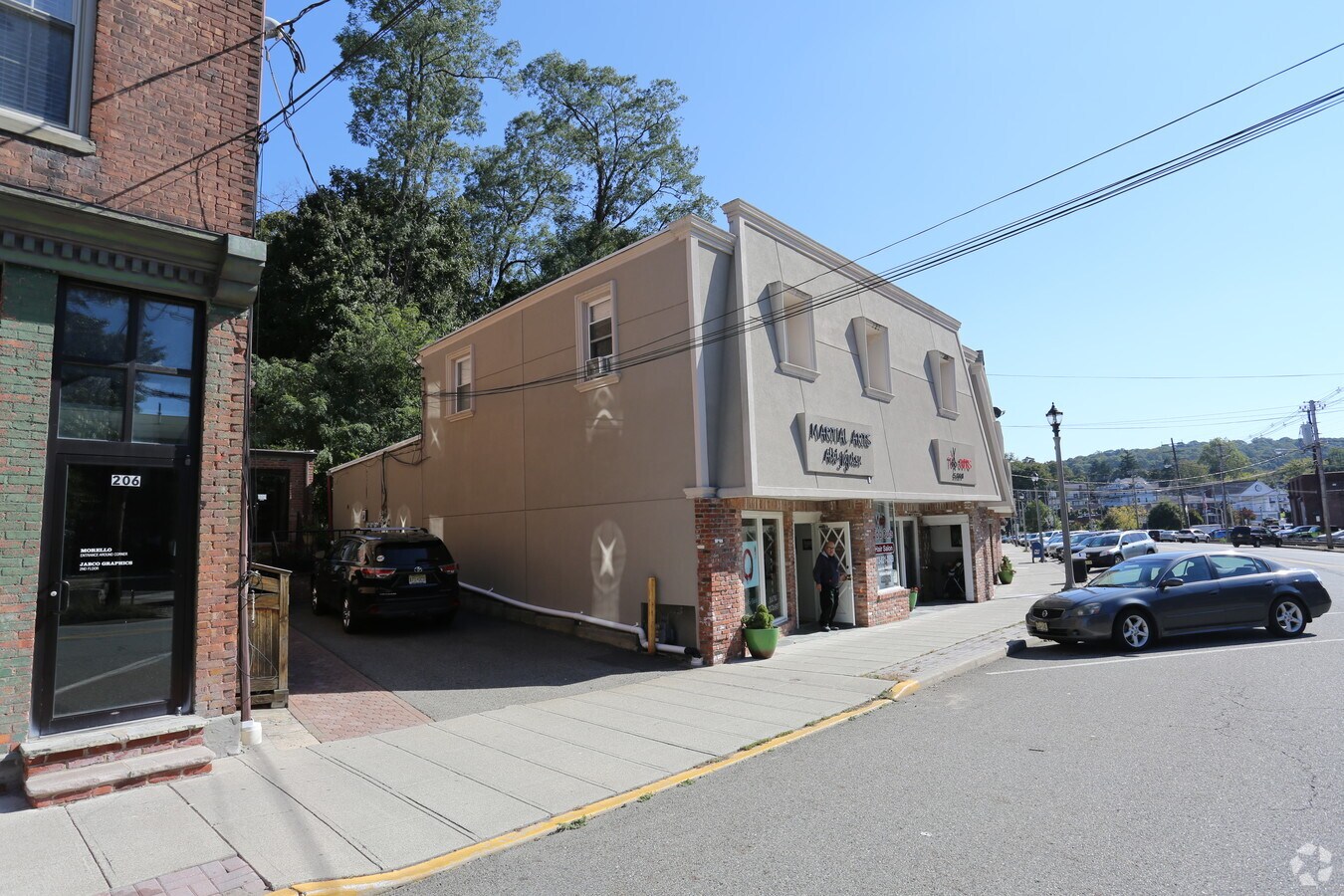 186196 Main St, Butler, NJ 07405