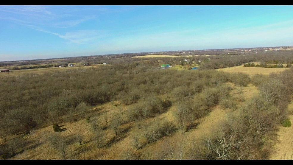 19209 Pflumm Rd, Spring Hill, KS for sale - Aerial - Image 3 of 8