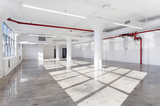 37-18 Northern Blvd, Long Island City, NY for lease Interior Photo- Image 2 of 10