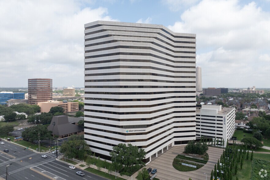 5718 Westheimer Rd, Houston, TX for lease - Primary Photo - Image 1 of 28