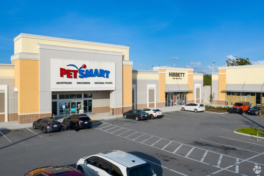 2701 E Irlo Bronson Memorial Hwy, Kissimmee, FL for lease - Building Photo - Image 3 of 9