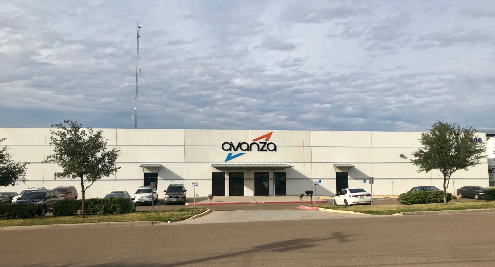 806 Union Pacific Blvd, Laredo, TX for sale Other- Image 1 of 1