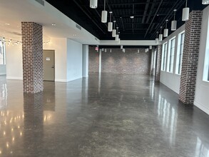 7511 Main St, Frisco, TX for lease Interior Photo- Image 2 of 7