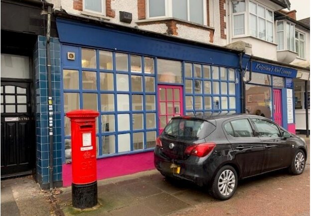 1176 London Rd, Leigh On Sea for sale Primary Photo- Image 1 of 1