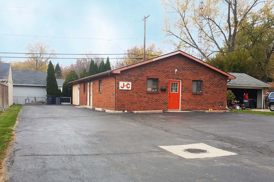 1132 S Reynolds Rd, Toledo, OH for sale - Building Photo - Image 1 of 1