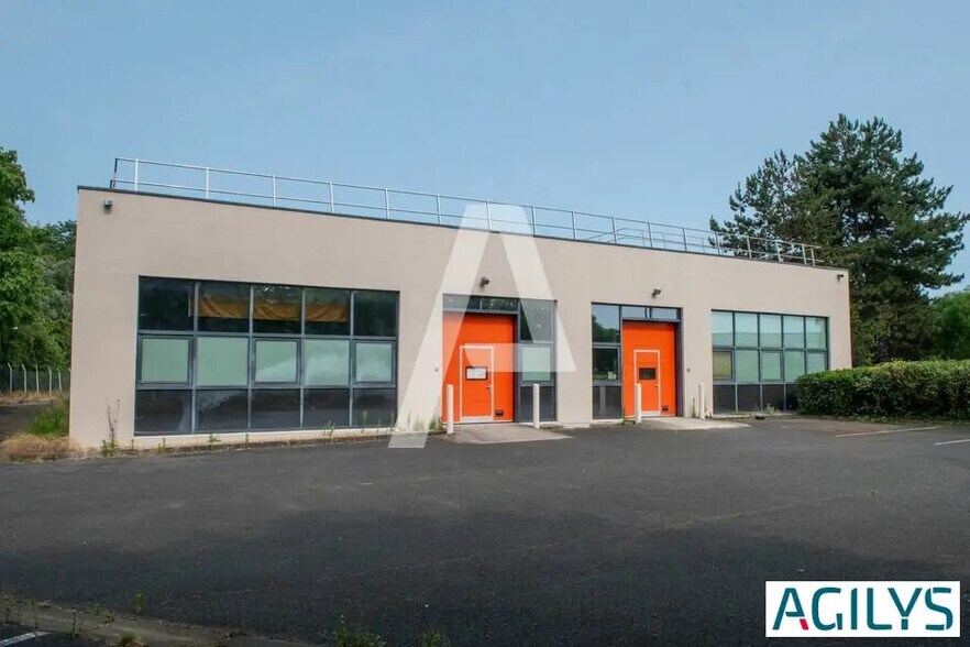 Flex in Villebon-sur-Yvette for lease - Building Photo - Image 1 of 10