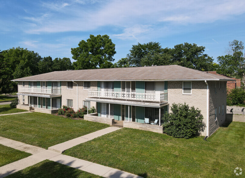 4521 Park Forest Ct, Indianapolis, IN for sale - Building Photo - Image 3 of 5