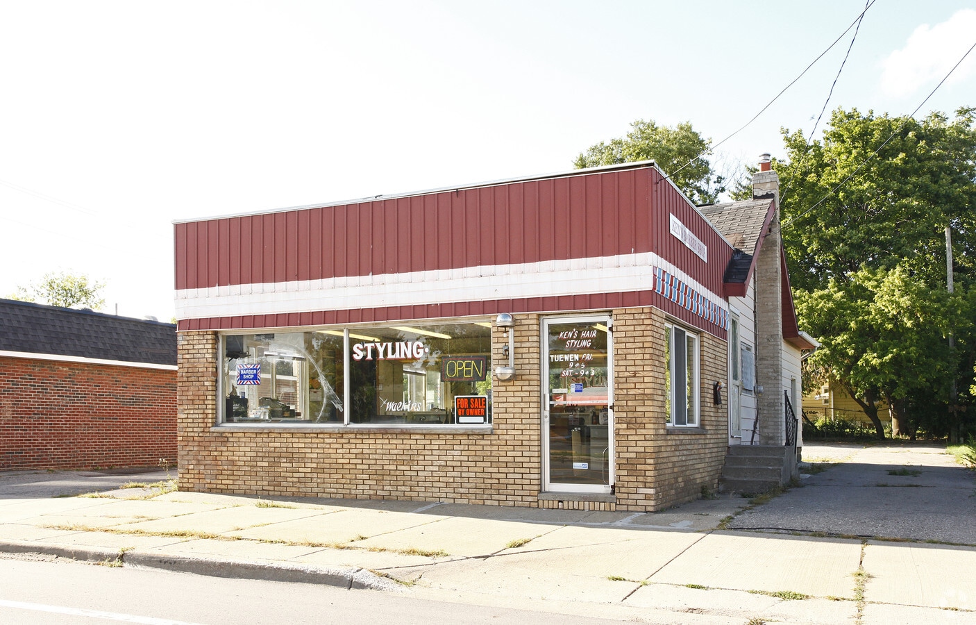 3417 Corunna Rd, Flint, MI 48503