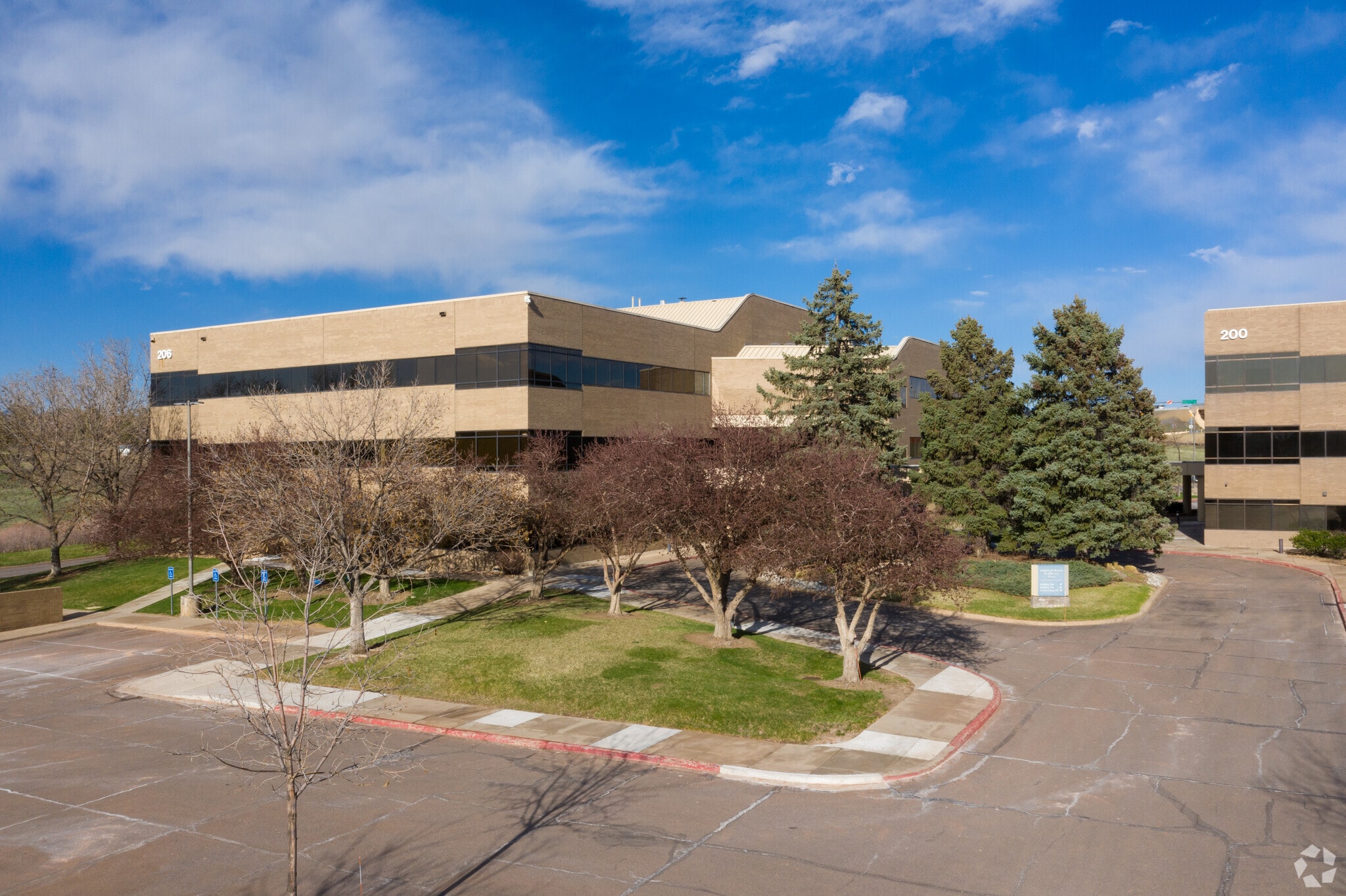 200 W County Line Rd, Highlands Ranch, CO for lease Primary Photo- Image 1 of 11