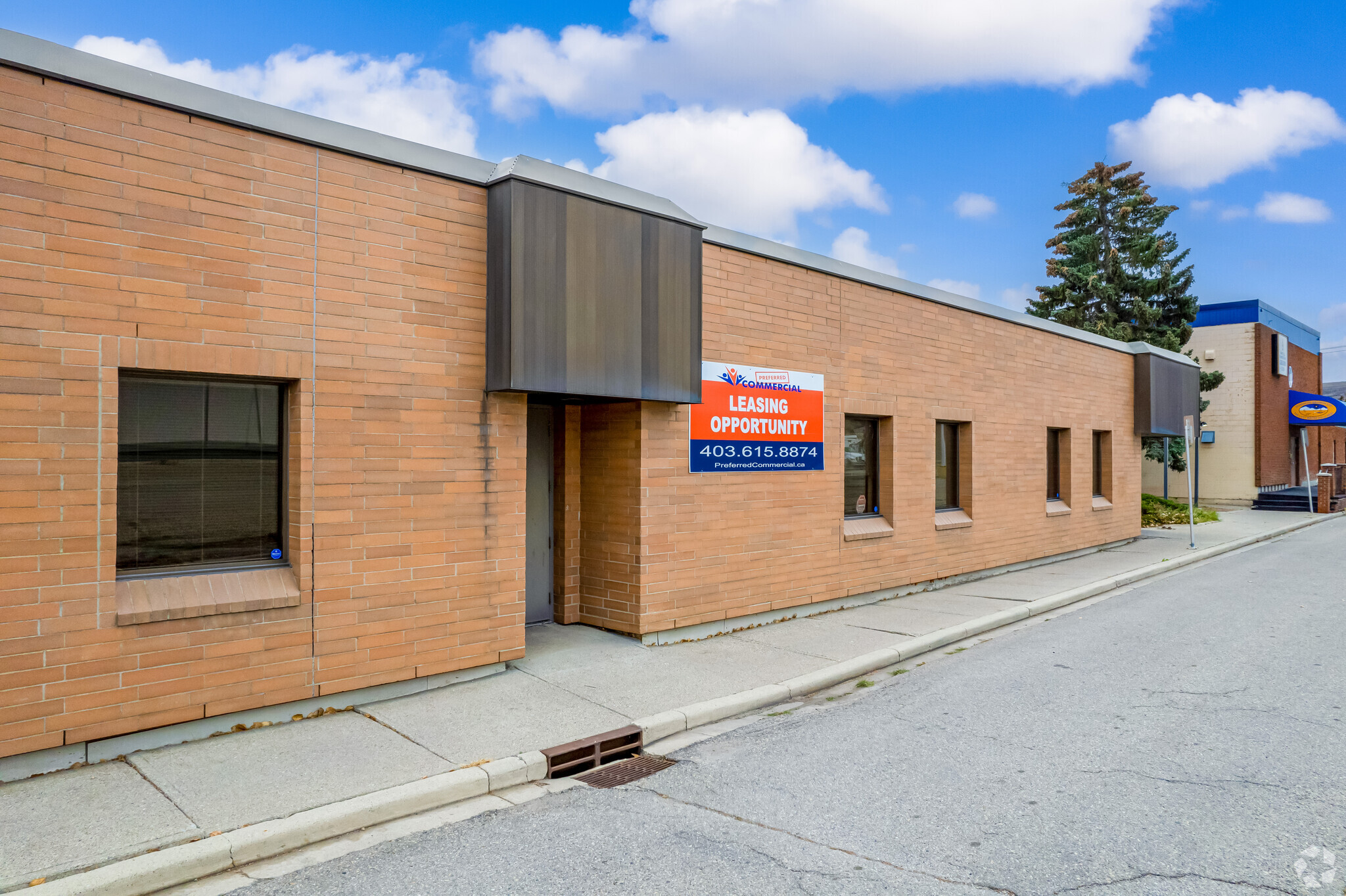 130 Bowness Ctr NW, Calgary, AB for lease Primary Photo- Image 1 of 7