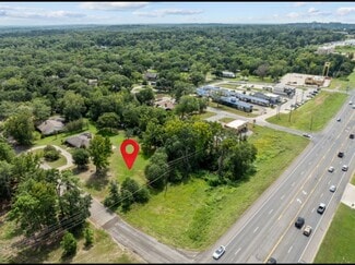 More details for 103 Wesley Dr, Palestine, TX - Retail for Sale