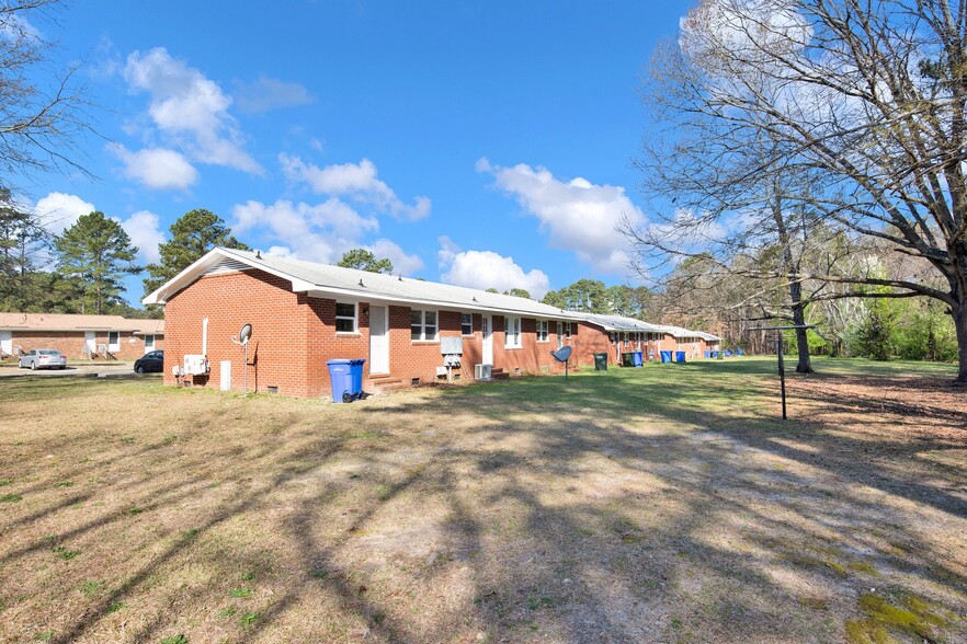 4948 Galveston Dr, Fayetteville, NC for sale - Building Photo - Image 3 of 4