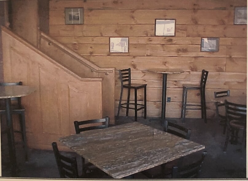 78 Franklin St, Norwich, CT for lease - Building Photo - Image 3 of 22