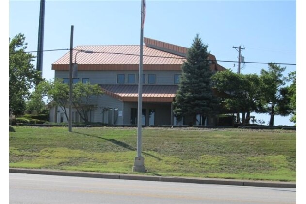 5721 Osage Beach Pky, Osage Beach, MO for sale - Primary Photo - Image 1 of 1