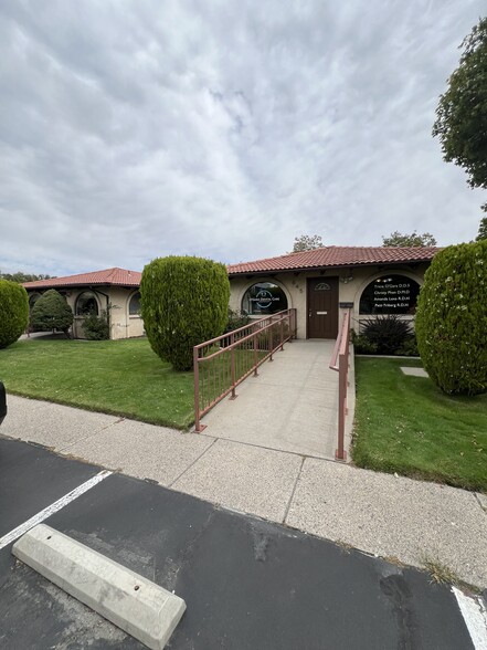 645 W 6th St, Reno, NV for sale - Primary Photo - Image 1 of 6