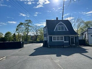 282 Railroad Ave, Sayville, NY for lease Building Photo- Image 1 of 7