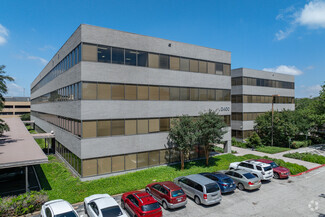 More details for 2400 Augusta Dr, Houston, TX - Multiple Space Uses for Lease