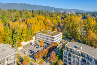 545 Clyde Ave, West Vancouver, BC - aerial  map view