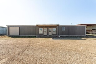 1497 W Highway 67, Glen Rose TX - Warehouse