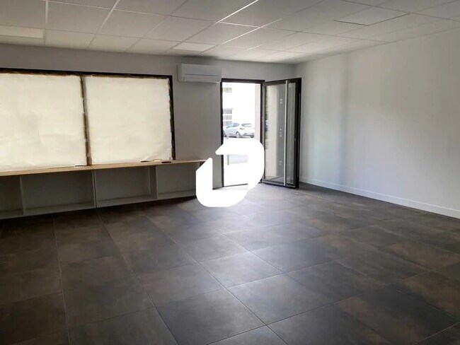 Location Commerce 50 m²