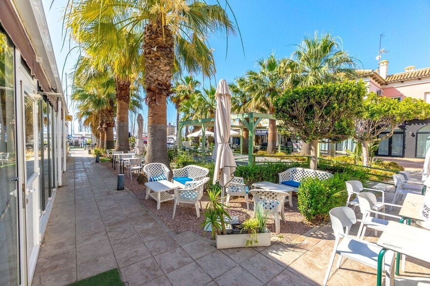 Lloc Puerto Deportivo, 4, Torrevieja, Alicante for lease - Building Photo - Image 3 of 16