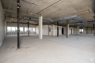 5650 Read Blvd, New Orleans, LA for lease Interior Photo- Image 1 of 6