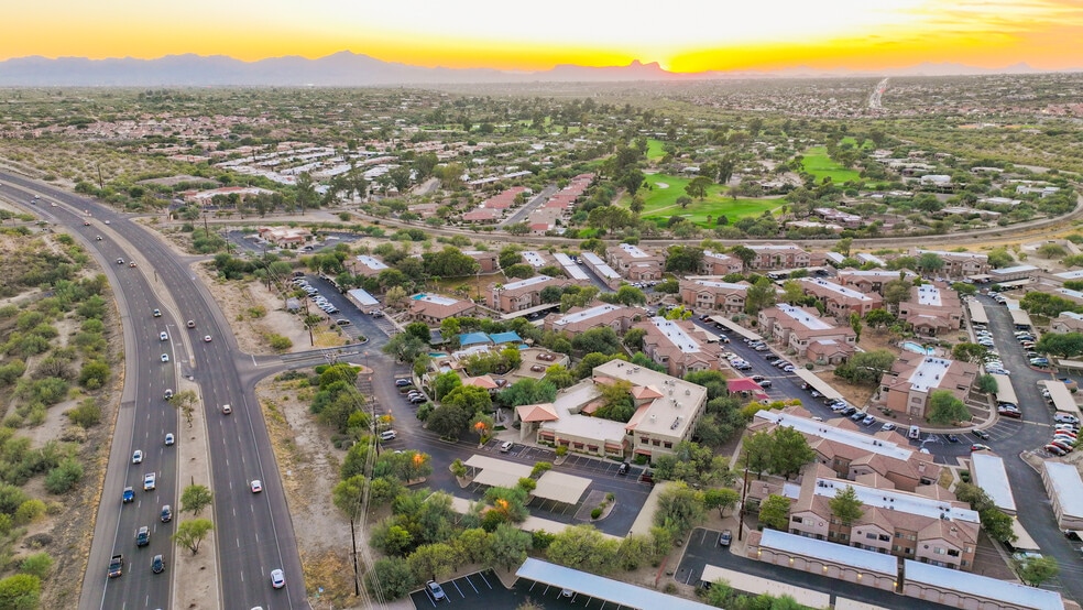 Pusch Ridge Centre portfolio of 2 properties for sale on LoopNet.com - Building Photo - Image 2 of 16